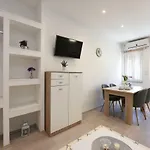 Nita Appartement *