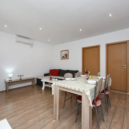 Villa Nita Apartment Zadar