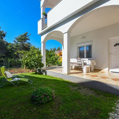 Διαμέρισμα Nita *