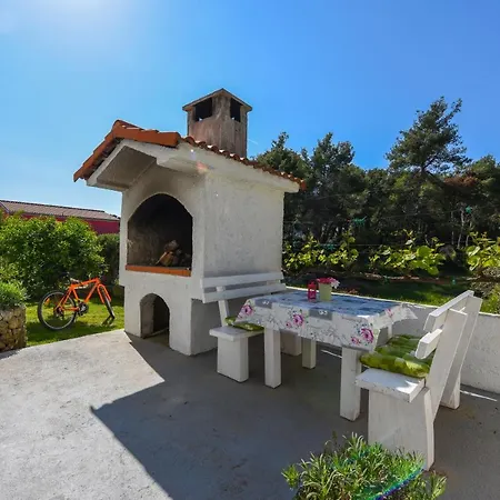 Διαμέρισμα Nita *